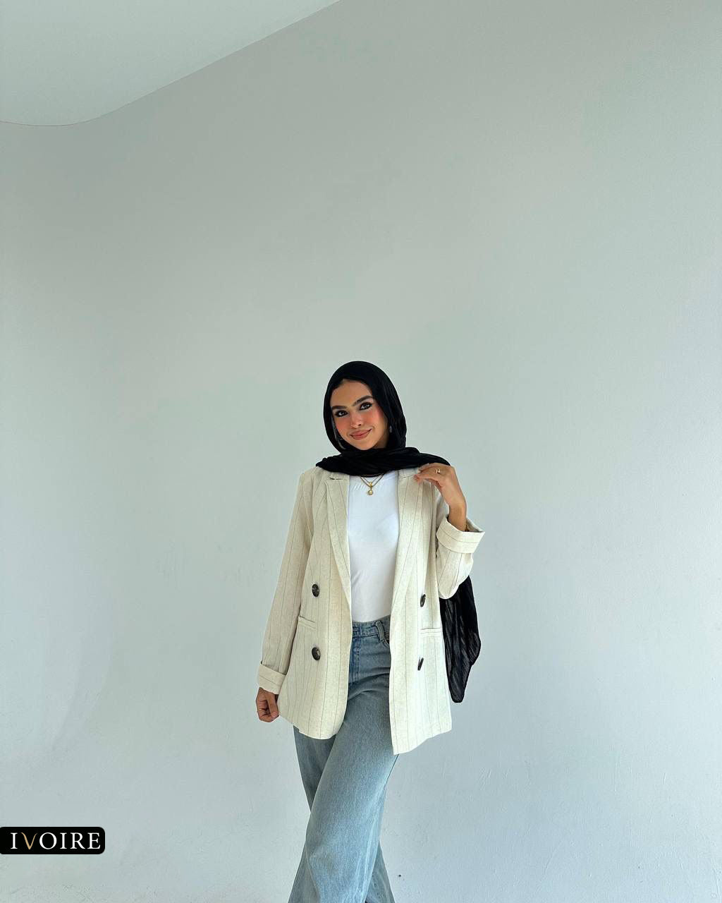 Striped Linen Blazer – Timeless Elegance